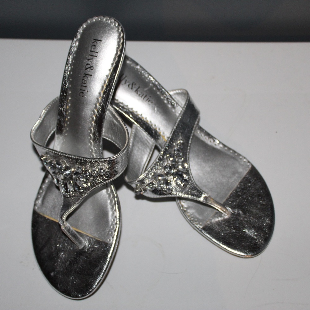 Dress shoes